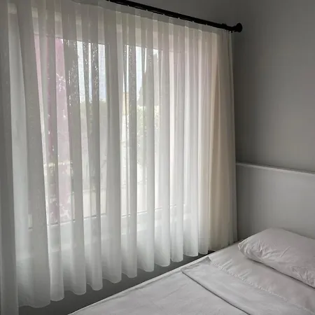Izan Bakis Hotel de apartamente 3*