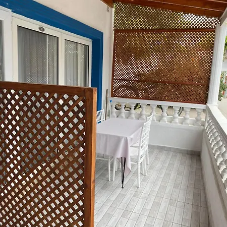 Hotel de apartamente Izan Bakis 3*