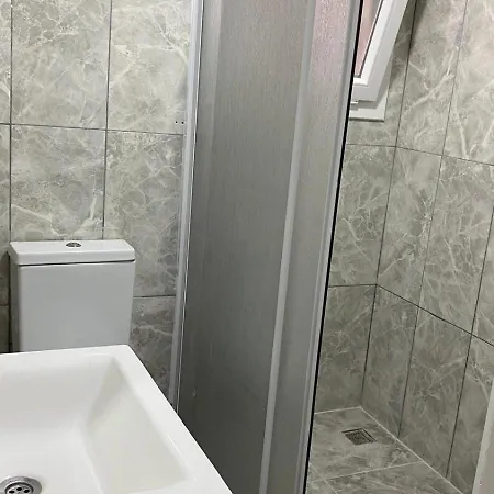 Izan Bakis Hotel de apartamente 3*
