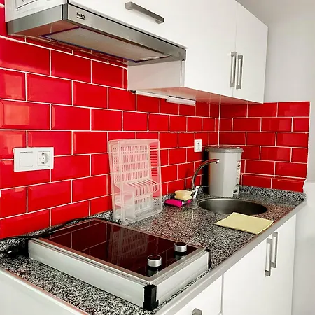 Izan Bakis Hotel apartamentowy