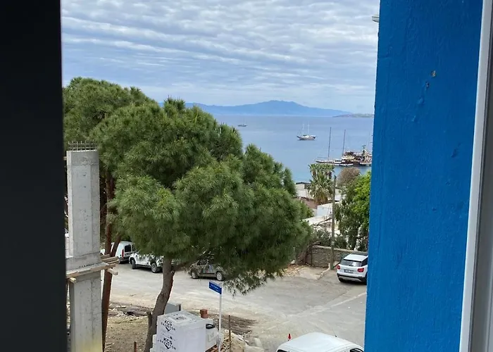 Izan Bakis 公寓式酒店 博德鲁姆