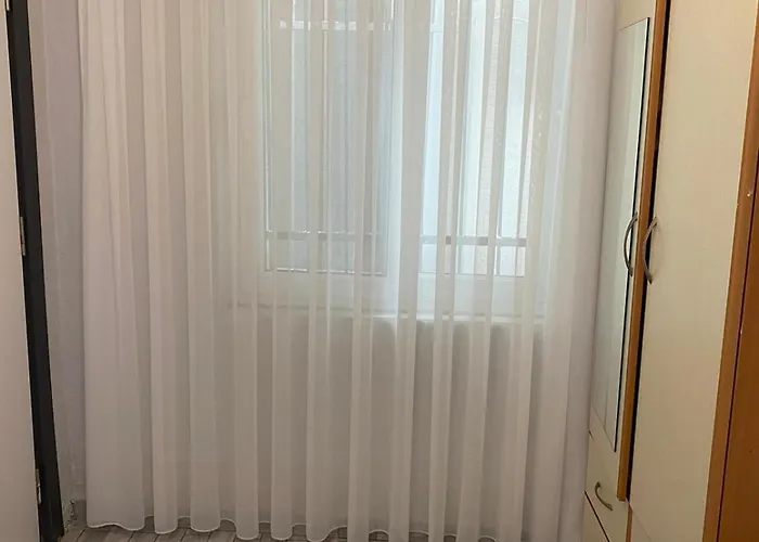 Lägenhetshotell Izan Bakis 3*