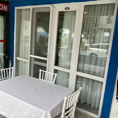 Hotel de apartamente Izan Bakis