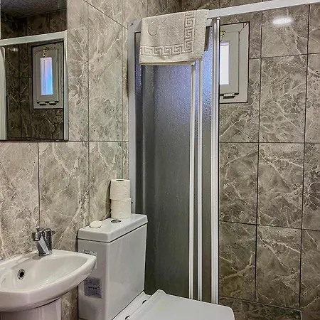 Izan Bakis בודרום