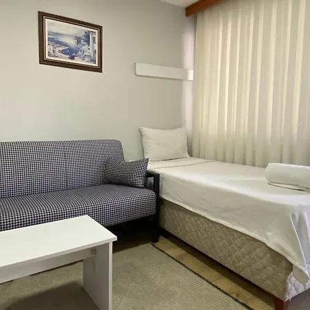 Izan Bakis Apart-hotel *